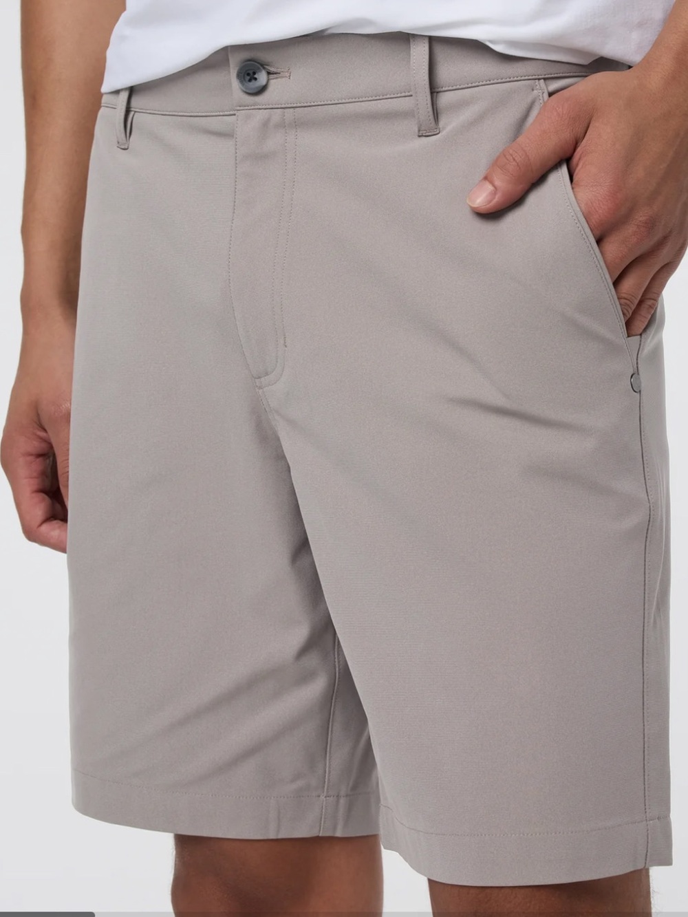 Vuori Meta™m Short 8" size 32 Golf core